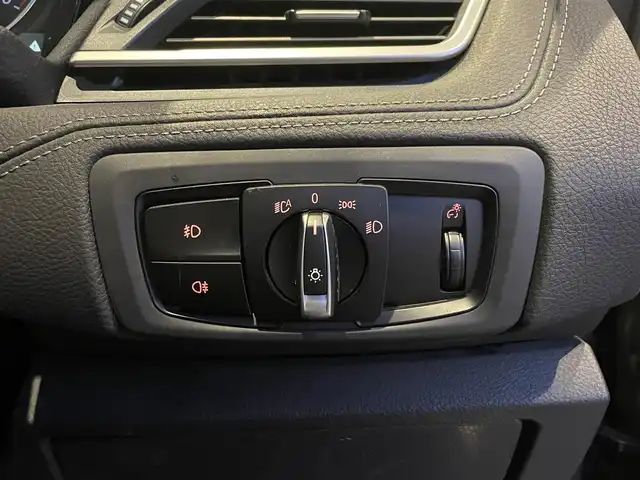 ＢＭＷ ２１８ｄ グランツアラー ラグジュアリー 愛知県 2016(平28)年 6.2万km アルピンホワイトⅢ 純正ＨＤＤナビ　/前席パワーシート　/運転席シートメモリー　/前席シートヒーター　/ＡＣＣ　/衝突軽減装置　/バックカメラ　/パークアシスト　/社外フルセグＴＶ　/ＨＩＤヘッドライト　/オートライト　/ＨＵＤ/アンビエントライト/パワーバックドア