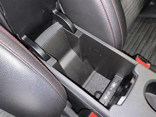 メルセデス・ベンツ ＣＬＡ２５０ Sブレイク　シュポルト4MATIC 岡山県 2017(平29)年 6.2万km カバンサイトブルー メルセデス純正ナビ/リアカメラ/パワーシート/ESP/アクティブブレーキアシスト/アテンションアシスト/ブラインドスポットアシスト/アクティブレーンキーピングアシスト/フルセグTV/Bluetooth/アップルカープレイ/アンドロイドオート/ロケイターライティング/DYNAMIC SELECT/ETC/キーレスゴー/オートライト/オートワイパー