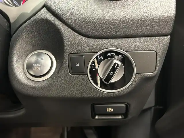メルセデス・ベンツ ＣＬＡ２５０ Sブレイク　シュポルト4MATIC 岡山県 2017(平29)年 6.2万km カバンサイトブルー メルセデス純正ナビ/リアカメラ/パワーシート/ESP/アクティブブレーキアシスト/アテンションアシスト/ブラインドスポットアシスト/アクティブレーンキーピングアシスト/フルセグTV/Bluetooth/アップルカープレイ/アンドロイドオート/ロケイターライティング/DYNAMIC SELECT/ETC/キーレスゴー/オートライト/オートワイパー