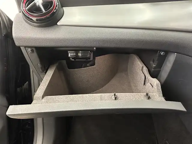 メルセデス・ベンツ ＣＬＡ２５０ Sブレイク　シュポルト4MATIC 岡山県 2017(平29)年 6.2万km カバンサイトブルー メルセデス純正ナビ/リアカメラ/パワーシート/ESP/アクティブブレーキアシスト/アテンションアシスト/ブラインドスポットアシスト/アクティブレーンキーピングアシスト/フルセグTV/Bluetooth/アップルカープレイ/アンドロイドオート/ロケイターライティング/DYNAMIC SELECT/ETC/キーレスゴー/オートライト/オートワイパー