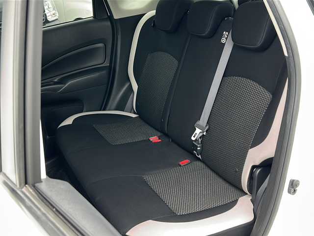 日産 ノート X 千葉県 2017(平29)年 5.7万km ブリリアントホワイトパール 社外メモリナビ/ワンセグTV/Bluetooth/CD/ラジオ/衝突軽減ブレーキ/レーンキープアシスト/ドアバイザー/スマートキー