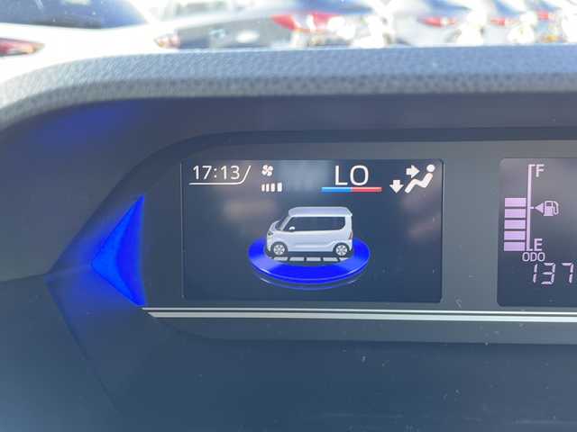 ダイハツ タント カスタム X スタイルセレクション 道北・旭川 2022(令4)年 1.4万km パールブラック ・純正メモリーナビ（CD、DVD、BT、TV、SD、USB、ラジオ）/・バックモニター/・両側パワースライドドア/・純正エンジンスターター/・前席シートヒーター/・社外ETC/・社外前後ドライブレコーダー/・スマートアシスト/衝突軽減システム/レーンキープアシスト/・アイドリングストップ/・コーナーセンサー前後/・オートライト/・LEDヘッドライト/・フォグランプ/・純正フロアマット/・シーケンシャルウィンカー/・ミラーウィンカー/・デイライト/・プッシュスタートキー/・スマートキー