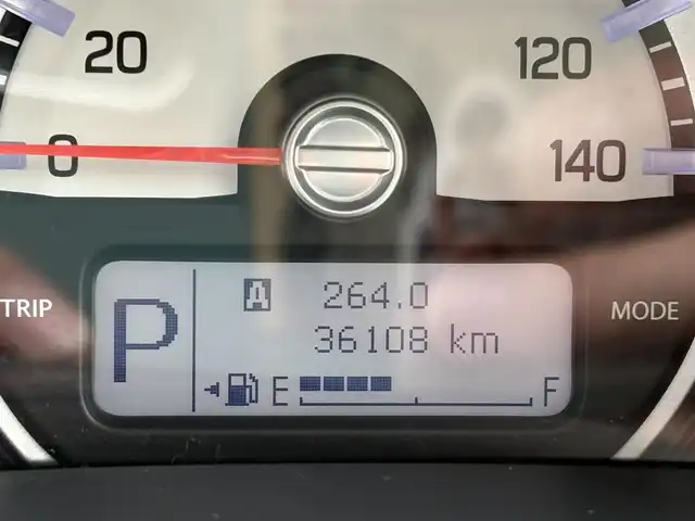 スズキ ハスラー G 栃木県 2015(平27)年 3.7万km キャンディピンクメタリック/ホワイト2トーンルーフ レーダーブレーキサポート/社外メモリナビ/ワンセグTV/DVD/Bluetooth/ETC/ドライブレコーダー/スマートキー/アイドリングストップ/シートヒーター/横滑り防止装置/革調シートカバー