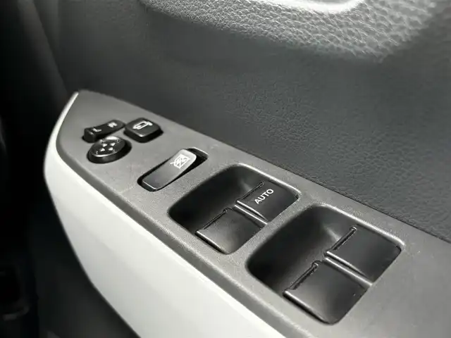 スズキ ハスラー G 栃木県 2015(平27)年 3.7万km キャンディピンクメタリック/ホワイト2トーンルーフ レーダーブレーキサポート/社外メモリナビ/ワンセグTV/DVD/Bluetooth/ETC/ドライブレコーダー/スマートキー/アイドリングストップ/シートヒーター/横滑り防止装置/革調シートカバー