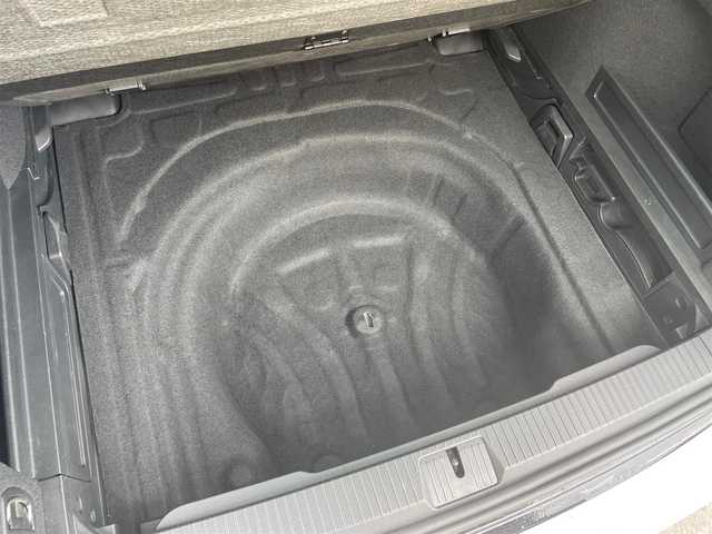 フォルクスワーゲン パサート オールトラック TDI 4モーション アドバンス 青森県 2019(平31)年 3.1万km ディープブラックパールエフェクト /4WD/ディーゼル/ターボ/プリクラッシュブレーキシステム/レーンキープアシストシステム/アラウンドビューカメラ/駐車支援システム/アダプティブクルーズコントロール/純正9インチメーカーナビ/・フルセグTV/BT/DVD/AppleCarPlay/AndroidAuto/バーチャルコックピット/黒革シート/シートヒーター/ベンチレーター/運転席マッサージ機能付き/ステアヒーター/パドルシフト/パワーバックドア/オートライトLED/フォグ/ヘットライトウオッシャー/純正18インチアルミホイール/置くだけ充電/ETC2.0/スマートエントリー/スタートシステム/シルバールーフレール/アイドリングストップ/純正フロアマット/リア7面プライバシーガラス/ミラーヒーター/電動格納ミラー/取扱説明書/保証書