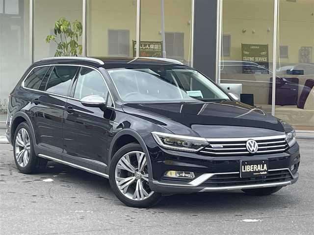フォルクスワーゲン パサート オールトラック TDI 4モーション アドバンス 青森県 2019(平31)年 3.1万km ディープブラックパールエフェクト /4WD/ディーゼル/ターボ/プリクラッシュブレーキシステム/レーンキープアシストシステム/アラウンドビューカメラ/駐車支援システム/アダプティブクルーズコントロール/純正9インチメーカーナビ/・フルセグTV/BT/DVD/AppleCarPlay/AndroidAuto/バーチャルコックピット/黒革シート/シートヒーター/ベンチレーター/運転席マッサージ機能付き/ステアヒーター/パドルシフト/パワーバックドア/オートライトLED/フォグ/ヘットライトウオッシャー/純正18インチアルミホイール/置くだけ充電/ETC2.0/スマートエントリー/スタートシステム/シルバールーフレール/アイドリングストップ/純正フロアマット/リア7面プライバシーガラス/ミラーヒーター/電動格納ミラー/取扱説明書/保証書