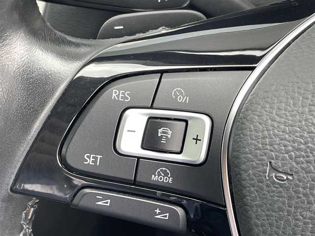 フォルクスワーゲン パサート オールトラック TDI 4モーション アドバンス 青森県 2019(平31)年 3.1万km ディープブラックパールエフェクト /4WD/ディーゼル/ターボ/プリクラッシュブレーキシステム/レーンキープアシストシステム/アラウンドビューカメラ/駐車支援システム/アダプティブクルーズコントロール/純正9インチメーカーナビ/・フルセグTV/BT/DVD/AppleCarPlay/AndroidAuto/バーチャルコックピット/黒革シート/シートヒーター/ベンチレーター/運転席マッサージ機能付き/ステアヒーター/パドルシフト/パワーバックドア/オートライトLED/フォグ/ヘットライトウオッシャー/純正18インチアルミホイール/置くだけ充電/ETC2.0/スマートエントリー/スタートシステム/シルバールーフレール/アイドリングストップ/純正フロアマット/リア7面プライバシーガラス/ミラーヒーター/電動格納ミラー/取扱説明書/保証書