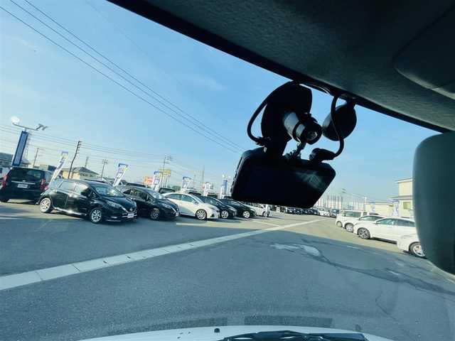 スズキ エブリィ ワゴン PZターボ 岡山県 2014(平26)年 9.4万km パールホワイト (株)IDOMが運営する【じしゃロン岡山店】の自社ローン専用車両です。こちらは現金またはオートローンご利用時の価格です。 自社ローンご希望の方は別途その旨お申し付け下さい/・社外ナビゲーション/・片側電動スライドドア/・ＥＴＣ/・ドラレコ
