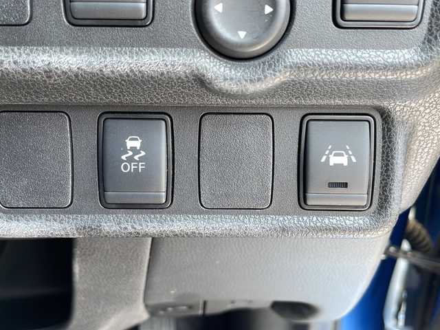 日産 ノート e－パワー X Vセレクション 愛知県 2020(令2)年 2.9万km シャイニングブルー 衝突軽減システム/純正SDナビ　ＳＤカードなし/全方位カメラ/レーダークルーズコントロール/フルセグ/CD DVD/Bluetooth/バックカメラ/コーナーセンサー/純正アルミホイール/オートライト/ドライブレコーダー/ETC/ステアリングスイッチ/スマートキー/プッシュスタート