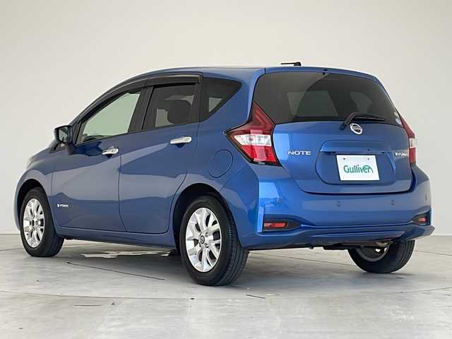 日産 ノート e－パワー X Vセレクション 愛知県 2020(令2)年 2.9万km シャイニングブルー 衝突軽減システム/純正SDナビ　ＳＤカードなし/全方位カメラ/レーダークルーズコントロール/フルセグ/CD DVD/Bluetooth/バックカメラ/コーナーセンサー/純正アルミホイール/オートライト/ドライブレコーダー/ETC/ステアリングスイッチ/スマートキー/プッシュスタート