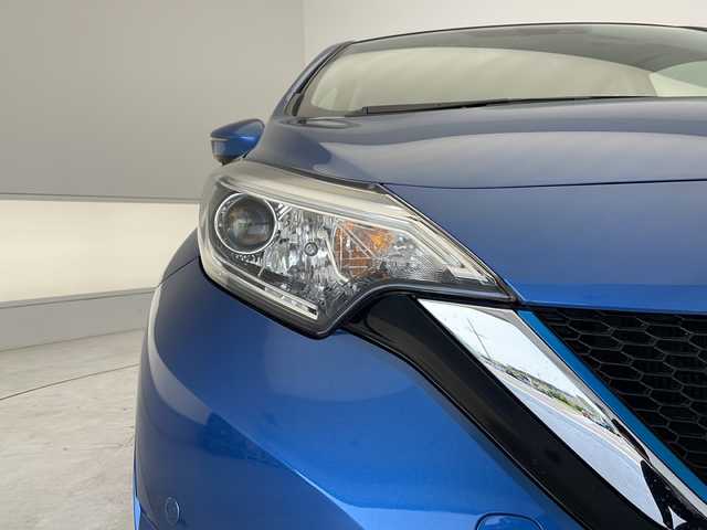 日産 ノート e－パワー X Vセレクション 愛知県 2020(令2)年 2.9万km シャイニングブルー 衝突軽減システム/純正SDナビ　ＳＤカードなし/全方位カメラ/レーダークルーズコントロール/フルセグ/CD DVD/Bluetooth/バックカメラ/コーナーセンサー/純正アルミホイール/オートライト/ドライブレコーダー/ETC/ステアリングスイッチ/スマートキー/プッシュスタート