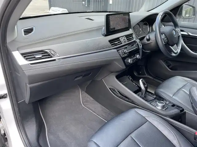 ＢＭＷ Ｘ１ xDrive 18d xライン 福島県 2021(令3)年 4.5万km ミネラルホワイト インテリジェントセーフティ/アクティブクルーズコントロール/黒革シート/パワーシート/シートヒーター /純正ナビ/バックカメラ/コンフォートアクセス/ミラー一体型ETC/パワーバックドア/フットオープナー/アンビエントライト/LEDヘッドライト/コーナーセンサー/リアガラスフィルム施工/純正18インチAW
