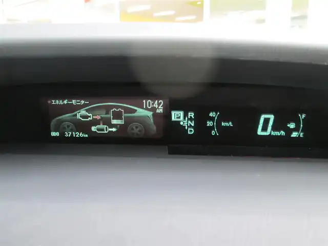 トヨタ プリウス S　マイコーデ 千葉県 2014(平26)年 3.7万km ホワイトパールクリスタルシャイン 純正メモリナビ、フルセグ/CD/DVD/BT/SD/バックカメラ/オーディオ【CD/DVD/BT/SD】/HIDヘッドライト、フォグライト/純正15インチアルミホイール/社外フロントグリスマスク/合皮レザーシート/前後コーナーセンサー/フロントドライブレコダー/ビルトインETC/横滑り防止装置/シートリフター/スマートキー×2/保証書/取説/ナビ取説