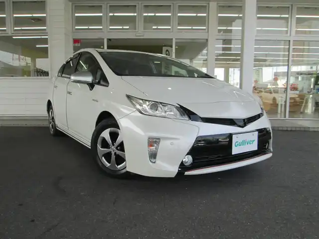 トヨタ プリウス S　マイコーデ 千葉県 2014(平26)年 3.7万km ホワイトパールクリスタルシャイン 純正メモリナビ、フルセグ/CD/DVD/BT/SD/バックカメラ/オーディオ【CD/DVD/BT/SD】/HIDヘッドライト、フォグライト/純正15インチアルミホイール/社外フロントグリスマスク/合皮レザーシート/前後コーナーセンサー/フロントドライブレコダー/ビルトインETC/横滑り防止装置/シートリフター/スマートキー×2/保証書/取説/ナビ取説