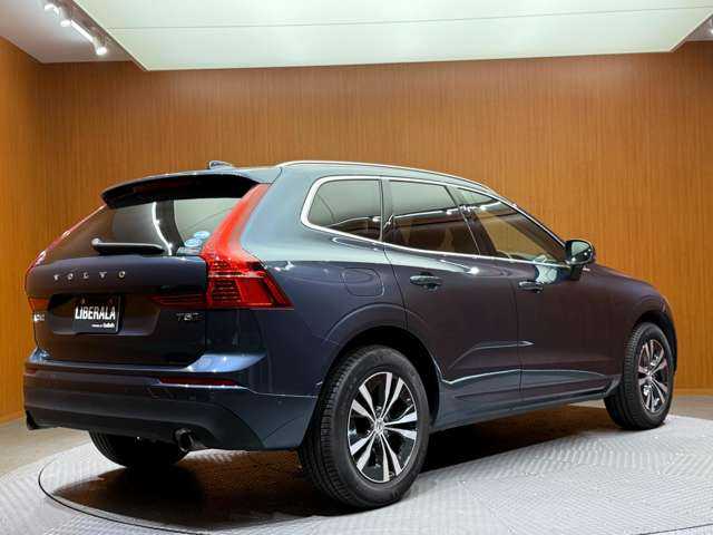 ボルボ ＸＣ６０ T5 AWD モーメンタム 千葉県 2019(令1)年 5.3万km デニムブルーメタリック ＡＣＣ　/茶革　/ナビ　/ＴＶ　/ＣａｒＰｌａｙ　/３６０°シートヒーター　/電動リアゲート　/パーキングアシスト　/ＬＥＤヘッドライト　/ハイパフォーマンスオーディオ　/衝突軽減Ｂ　/ＢＳＭ　/ＬＫＡ　　/ＥＴＣ　/禁煙車