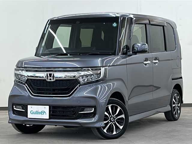 ホンダ Ｎ ＢＯＸ カスタム G L ホンダセンシング 道央・札幌 2017(平29)年 5.5万km シャイニンググレーM /4WD//純正ナビ：VXU-185NBi/(CD/DVD/BT/SD/フルセグ/ラジオ)//寒冷地仕様//ホンダセンシング//バックカメラ//片側パワースライドドア//レーダークルーズコントロール//ビルトインETC//純正エンジンスターター //横滑り防止装置//レーンキープアシスト//オートエアコン//オートライト//フォグライト//シートヒーター（運転席、助手席）//スペアキー1本