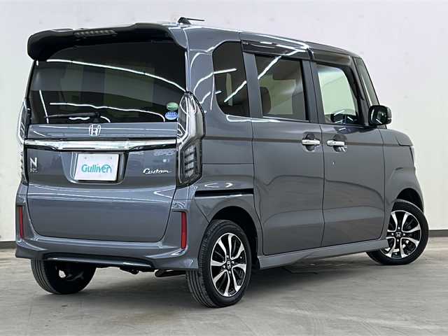 ホンダ Ｎ ＢＯＸ カスタム G L ホンダセンシング 道央・札幌 2017(平29)年 5.5万km シャイニンググレーM /4WD//純正ナビ：VXU-185NBi/(CD/DVD/BT/SD/フルセグ/ラジオ)//寒冷地仕様//ホンダセンシング//バックカメラ//片側パワースライドドア//レーダークルーズコントロール//ビルトインETC//純正エンジンスターター //横滑り防止装置//レーンキープアシスト//オートエアコン//オートライト//フォグライト//シートヒーター（運転席、助手席）//スペアキー1本