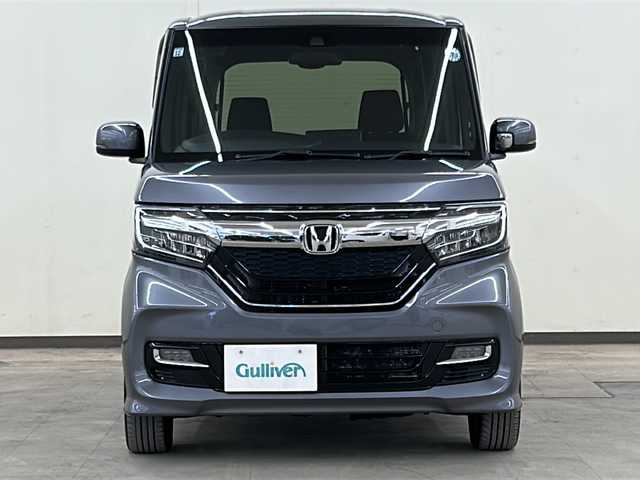ホンダ Ｎ ＢＯＸ カスタム G L ホンダセンシング 道央・札幌 2017(平29)年 5.5万km シャイニンググレーM /4WD//純正ナビ：VXU-185NBi/(CD/DVD/BT/SD/フルセグ/ラジオ)//寒冷地仕様//ホンダセンシング//バックカメラ//片側パワースライドドア//レーダークルーズコントロール//ビルトインETC//純正エンジンスターター //横滑り防止装置//レーンキープアシスト//オートエアコン//オートライト//フォグライト//シートヒーター（運転席、助手席）//スペアキー1本