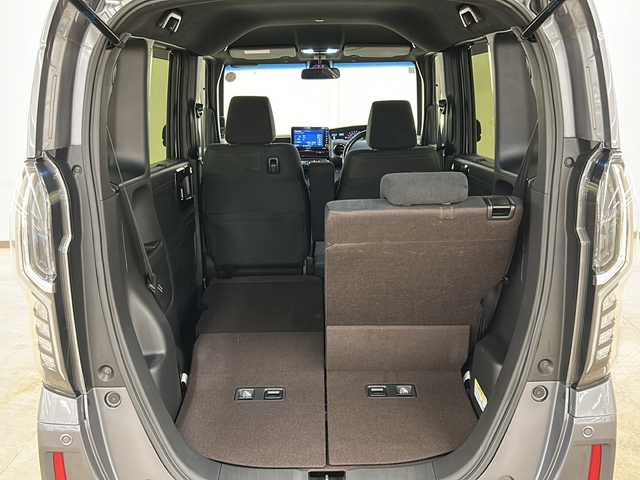 ホンダ Ｎ ＢＯＸ カスタム G L ホンダセンシング 道央・札幌 2017(平29)年 5.5万km シャイニンググレーM /4WD//純正ナビ：VXU-185NBi/(CD/DVD/BT/SD/フルセグ/ラジオ)//寒冷地仕様//ホンダセンシング//バックカメラ//片側パワースライドドア//レーダークルーズコントロール//ビルトインETC//純正エンジンスターター //横滑り防止装置//レーンキープアシスト//オートエアコン//オートライト//フォグライト//シートヒーター（運転席、助手席）//スペアキー1本