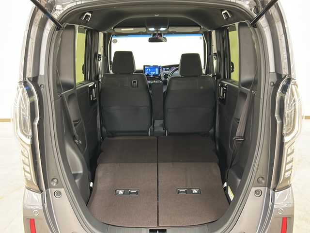ホンダ Ｎ ＢＯＸ カスタム G L ホンダセンシング 道央・札幌 2017(平29)年 5.5万km シャイニンググレーM /4WD//純正ナビ：VXU-185NBi/(CD/DVD/BT/SD/フルセグ/ラジオ)//寒冷地仕様//ホンダセンシング//バックカメラ//片側パワースライドドア//レーダークルーズコントロール//ビルトインETC//純正エンジンスターター //横滑り防止装置//レーンキープアシスト//オートエアコン//オートライト//フォグライト//シートヒーター（運転席、助手席）//スペアキー1本