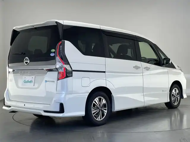 日産 セレナ e－パワー ハイウェイスター V 愛知県 2020(令2)年 4.6万km ブリリアントホワイトパール 純正１０型ナビ　後席モニター　BSM　デジイン　ハンズフリーパワスラ　黒ハーフレザー　追従クルコン　禁煙車　フルTV　DVD 全方位カメラ　車線逸脱　衝突軽減　ETC　LEDオートライト　ドラレコ　コーナーセンサー　USB　純正マット　純正１５インチAW　ブルーレイ再生　プロパイロット