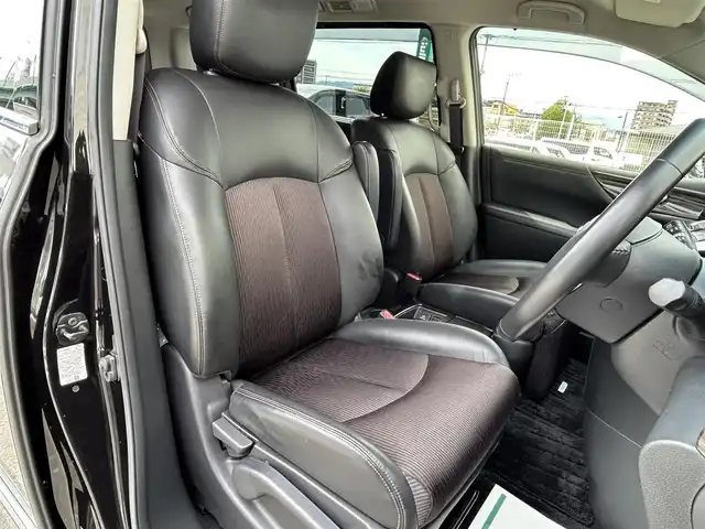 日産 エルグランド 250ハイウェイスターS 福岡県 2018(平30)年 6.8万km ファントムブラック 純正7型ナビ(TV/CD/DVD/BT)全方位モニタ後席モニタコーナーセンサー両側電動パワスラクルコンドラレコETCUSB100V電源純正フロアマット純正LEDヘッドライト純正アルミホイールプッシュスタートスマートキー