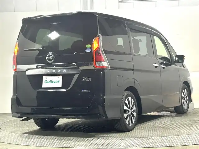 日産 セレナ ハイウェイスター 大阪府 2017(平29)年 6.2万km ダイヤモンドブラック 純正9incナビTV 360カメラ フリップダウンモニター クルーズコントロール 衝突軽減ブレーキ レーンアシスト リアオートエアコン パークアシスト クリアランスソナー 両側パワースライドドア ドライブレコーダー ETC