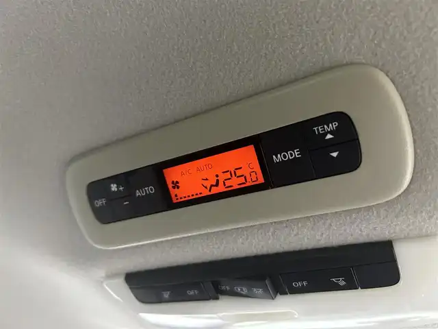日産 セレナ ハイウェイスター 大阪府 2017(平29)年 6.2万km ダイヤモンドブラック 純正9incナビTV 360カメラ フリップダウンモニター クルーズコントロール 衝突軽減ブレーキ レーンアシスト リアオートエアコン パークアシスト クリアランスソナー 両側パワースライドドア ドライブレコーダー ETC