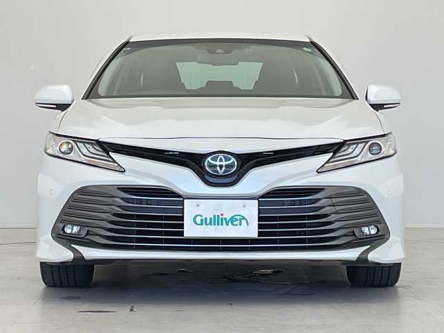 トヨタ カムリ G レザーパッケージ 愛知県 2017(平29)年 4.2万km プラチナホワイトパールマイカ トヨタセーフティセンス/純正8型ナビ/レーダークルーズコントロール/シートヒーター/バックカメラ/パワーシート/ヘッドアップディスプレイ/純正アルミホイール/ブラインドスポットモニター/LEDヘッドライト/オートマチックハイビーム/ドライブレコーダー/ETC/衝突軽減システム/フルセグ/CD DVD/Bluetooth/ステアリングスイッチ/スマートキー/プッシュスタート