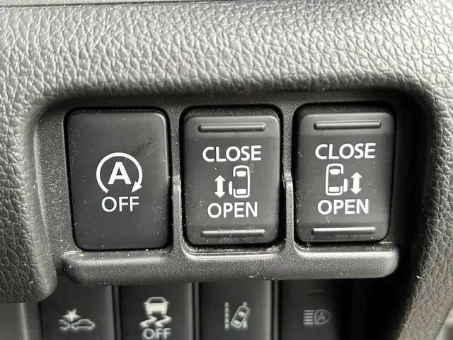 日産 デイズ ルークス HWS X Vセレクション 茨城県 2018(平30)年 5.9万km アッシュブラウンM 純正ナビ/【フルセグTV/CD/DVD/Bluetooth】/両側パワースライドドア/アラウンドビューモニター/コーナーセンサー/エマージェンシーブレーキ/ハーフレザーシート/リヤサーキュレーター/アイドリングストップ/純正15インチAW/純正フロアマット/オートライト/オートハイビーム/スマートキー