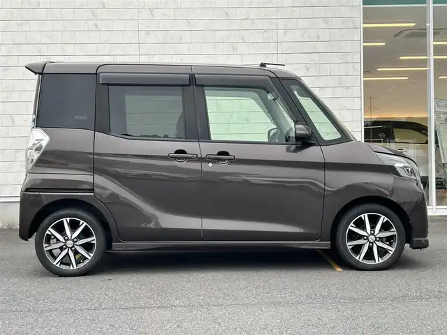 日産 デイズ ルークス HWS X Vセレクション 茨城県 2018(平30)年 5.9万km アッシュブラウンM 純正ナビ/【フルセグTV/CD/DVD/Bluetooth】/両側パワースライドドア/アラウンドビューモニター/コーナーセンサー/エマージェンシーブレーキ/ハーフレザーシート/リヤサーキュレーター/アイドリングストップ/純正15インチAW/純正フロアマット/オートライト/オートハイビーム/スマートキー