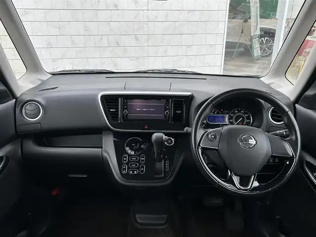 日産 デイズ ルークス HWS X Vセレクション 茨城県 2018(平30)年 5.9万km アッシュブラウンM 純正ナビ/【フルセグTV/CD/DVD/Bluetooth】/両側パワースライドドア/アラウンドビューモニター/コーナーセンサー/エマージェンシーブレーキ/ハーフレザーシート/リヤサーキュレーター/アイドリングストップ/純正15インチAW/純正フロアマット/オートライト/オートハイビーム/スマートキー