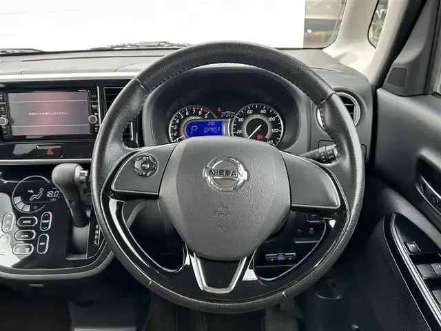 日産 デイズ ルークス HWS X Vセレクション 茨城県 2018(平30)年 5.9万km アッシュブラウンM 純正ナビ/【フルセグTV/CD/DVD/Bluetooth】/両側パワースライドドア/アラウンドビューモニター/コーナーセンサー/エマージェンシーブレーキ/ハーフレザーシート/リヤサーキュレーター/アイドリングストップ/純正15インチAW/純正フロアマット/オートライト/オートハイビーム/スマートキー