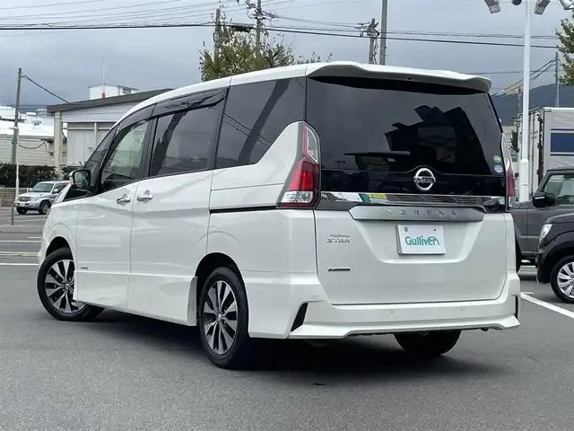 日産 セレナ ハイウェイスターVセレクションⅡ 長野県 2019(平31)年 5.3万km ブリリアントホワイトパール 純正9インチナビ/(CD・DVD・BD・フルセグTV・Bluetooth）/フリップダウンモニター/純正16インチホイール/ハンズフリーパワースライドドア（両側）/プロパイロット/360°セーフティーアシスト/エマージェンシーブレーキ/車線逸脱警報/車線逸脱防止支援/踏み間違い衝突防止アシスト/標識検知システム/コーナーセンサー/インテリジェントアラウンドビューモニター/ビルトインETC/インテリジェントルームミラー/ドライブレコーダー/革巻きステアリング/ステアリングスイッチ/電動パーキングブレーキ/ブレーキホールド/LEDヘッドライト/フォグランプ/オールライト/スマートキー/電動格納ミラー/純正フロアマット