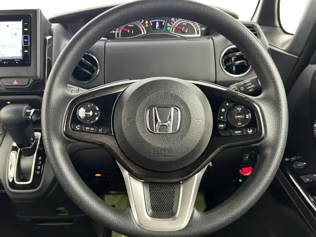 ホンダ Ｎ ＢＯＸ カスタム G L ホンダセンシング 千葉県 2020(令2)年 3.3万km クリスタルブラックパール 禁煙車/両側電動ドア/ホンダセンシング/・レーンキープアシスト/・レーダークルーズコントロール/・路外逸脱抑制/純正メモリナビ/・型番：VXM-204VFi/・CD/DVD/USB/Bluetooth/フルセグTV/・バックカメラ/・ビルトインETC/DNシートヒーター/純正ドアバイザー/純正14インチAW/オートライト/・シーケンシャルウインカー/・LEDヘッドライト/・LEDフォグランプ