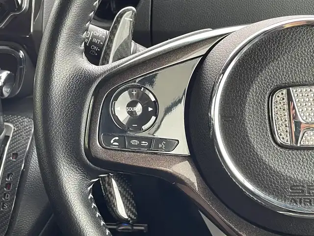 ホンダ Ｎ ＢＯＸ カスタム G L ターボ ホンダセンシング 島根県 2018(平30)年 6.8万km プラチナホワイトパール 登録時走行距離67535km/社外ナビ（Bluetooth・AM・FM・CD・DVD）/ワンセグTV/ツートンカラー/ホンダセンシング/・衝突被害軽減ブレーキ/・アダプティブクルーズコントロール/・車線維持支援システム/・誤発進抑制機能/両側パワースライドドア/コーナーセンサー/LEDヘッドライト/フォグランプ/オートライト/前席エアバッグ/プッシュスタート/スマートキー(×1)/社外15インチAW/ロールサンシェード/パドルシフト/充電用USB/アイドリングストップ/禁煙車