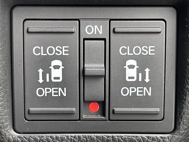 ホンダ Ｎ ＢＯＸ カスタム G L ターボ ホンダセンシング 島根県 2018(平30)年 6.8万km プラチナホワイトパール 登録時走行距離67535km/社外ナビ（Bluetooth・AM・FM・CD・DVD）/ワンセグTV/ツートンカラー/ホンダセンシング/・衝突被害軽減ブレーキ/・アダプティブクルーズコントロール/・車線維持支援システム/・誤発進抑制機能/両側パワースライドドア/コーナーセンサー/LEDヘッドライト/フォグランプ/オートライト/前席エアバッグ/プッシュスタート/スマートキー(×1)/社外15インチAW/ロールサンシェード/パドルシフト/充電用USB/アイドリングストップ/禁煙車