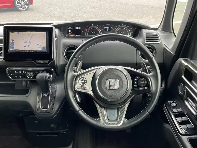 ホンダ Ｎ ＢＯＸ カスタム G L ターボ ホンダセンシング 島根県 2018(平30)年 6.8万km プラチナホワイトパール 登録時走行距離67535km/社外ナビ（Bluetooth・AM・FM・CD・DVD）/ワンセグTV/ツートンカラー/ホンダセンシング/・衝突被害軽減ブレーキ/・アダプティブクルーズコントロール/・車線維持支援システム/・誤発進抑制機能/両側パワースライドドア/コーナーセンサー/LEDヘッドライト/フォグランプ/オートライト/前席エアバッグ/プッシュスタート/スマートキー(×1)/社外15インチAW/ロールサンシェード/パドルシフト/充電用USB/アイドリングストップ/禁煙車