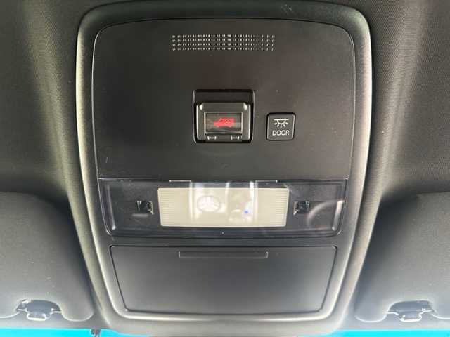 トヨタ クラウン ハイブリッド RS 兵庫県 2019(平31)年 4万km ホワイトパールクリスタルシャイン 純正ナビ/（CD/DVD/フルセグTV/BT）/前後ドライブレコーダー（HDR360GW）/追従式クルーズコントロール/バックカメラ/純正フロアマット/前席パワーシート/前席シートヒーター/ステアリングヒーター/LEDヘッドライト/前後コーナーセンサー/RAYSアルミホイール/社外キャリパー/純正アルミホイール積込