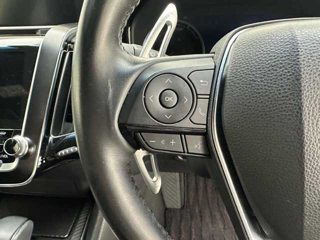 トヨタ クラウン ハイブリッド RS 兵庫県 2019(平31)年 4万km ホワイトパールクリスタルシャイン 純正ナビ/（CD/DVD/フルセグTV/BT）/前後ドライブレコーダー（HDR360GW）/追従式クルーズコントロール/バックカメラ/純正フロアマット/前席パワーシート/前席シートヒーター/ステアリングヒーター/LEDヘッドライト/前後コーナーセンサー/RAYSアルミホイール/社外キャリパー/純正アルミホイール積込