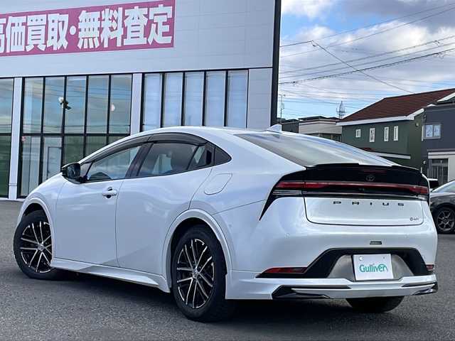 トヨタ プリウス Z 道央・札幌 2024(令6)年 3.6万km プラチナホワイトパールマイカ ワンオーナー/モデリスタ/純正ディスプレイオーディオ/【ＢＴ／ＨＤＭＩ／Ｍｉｒａｃａｓｔ／ＵＳＢ】/ワイアレス充電/パノラミックビューモニター/デジタルインナーミラー/ＵＳＢ出力電源/ＡＣ１００Ｖ/トヨタプロアクティブドライビングシステム/プリクラッシュセーフティ/ブラインドスポットモニタリング/自動駐車アシスト/レーダークルーズコントロール/レーンディパーチャアラート/フロント／リアクロストラフィックアラート/リヤカメラディテクション/安心降車アシスト/後方車両接近通知/周辺車両接近時サポート/ロードサインアシスト/レーンチェンジアシスト/パーキングサポートブレーキ/革巻きステアリング/ステアリングスイッチ/ステアリングヒーター/レザーシート/運転席パワーシート/運転席シートメモリ/前席シートヒーター／エアシート/オートライト/オートハイビーム/ＬＥＤ/フォグランプ/フロントワイパーデアイサー/レインセンサー/ドアミラーヒーター/オート電動格納ミラー/ビルトインＥＴＣ/純正フロアマット/スペアキー