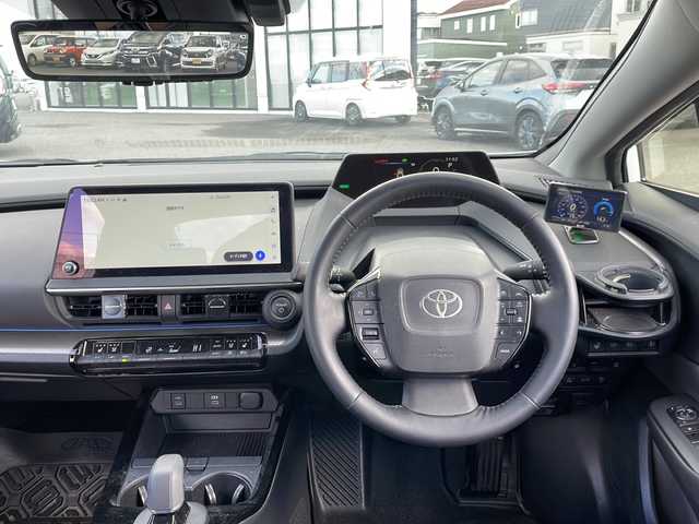 トヨタ プリウス Z 道央・札幌 2024(令6)年 3.6万km プラチナホワイトパールマイカ ワンオーナー/モデリスタ/純正ディスプレイオーディオ/【ＢＴ／ＨＤＭＩ／Ｍｉｒａｃａｓｔ／ＵＳＢ】/ワイアレス充電/パノラミックビューモニター/デジタルインナーミラー/ＵＳＢ出力電源/ＡＣ１００Ｖ/トヨタプロアクティブドライビングシステム/プリクラッシュセーフティ/ブラインドスポットモニタリング/自動駐車アシスト/レーダークルーズコントロール/レーンディパーチャアラート/フロント／リアクロストラフィックアラート/リヤカメラディテクション/安心降車アシスト/後方車両接近通知/周辺車両接近時サポート/ロードサインアシスト/レーンチェンジアシスト/パーキングサポートブレーキ/革巻きステアリング/ステアリングスイッチ/ステアリングヒーター/レザーシート/運転席パワーシート/運転席シートメモリ/前席シートヒーター／エアシート/オートライト/オートハイビーム/ＬＥＤ/フォグランプ/フロントワイパーデアイサー/レインセンサー/ドアミラーヒーター/オート電動格納ミラー/ビルトインＥＴＣ/純正フロアマット/スペアキー