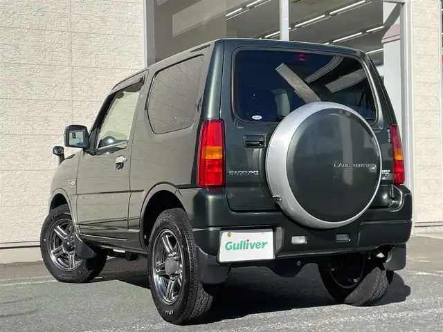 スズキ ジムニー ランドベンチャー 埼玉県 2015(平27)年 2.1万km クールカーキPM /ワンオーナー//4WD/ICターボ//5速MT//社外メモリナビ//ワンセグTV//ETC//キーレス//運転席シートヒーター//ステアリングオーディオスイッチ//革巻きステアリング//Wエアバッグ/ABS//Fフォグランプ//プライバシーガラス//ドアバイザー//純正16インチAW//新車時保証書//取扱説明書//ナビ取説//スペアキー