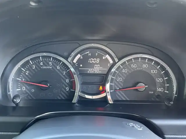 スズキ ジムニー ランドベンチャー 埼玉県 2015(平27)年 2.1万km クールカーキPM /ワンオーナー//4WD/ICターボ//5速MT//社外メモリナビ//ワンセグTV//ETC//キーレス//運転席シートヒーター//ステアリングオーディオスイッチ//革巻きステアリング//Wエアバッグ/ABS//Fフォグランプ//プライバシーガラス//ドアバイザー//純正16インチAW//新車時保証書//取扱説明書//ナビ取説//スペアキー