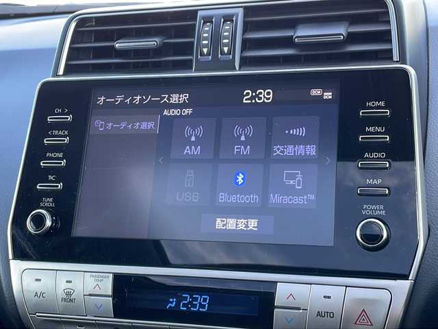 トヨタ ランドクルーザー プラド TX Lパッケージ マットブラED 山口県 2023(令5)年 2.6万km ブラック サンルーフ/7人乗り/パノラミックビューモニター/純正ディスプレイオーディオ/・Bluetooth接続/・AM/FM/・Miracast/・ナビキッド/ビルトインETC/ドライブレコーダー/Toyota Safety Sense/・プリクラッシュセーフティ/・レーンディパーチャーアラート/・ロードサインアシスト/・レーダークルーズコントロール/・先行車発進お知らせ機能/・クリアランスソナー/・ブラインドスポットモニター/・パーキングサポートブレーキ/レザーシート/パワーシートD席/N席/シートヒーター/エアシート/スマートキー/プッシュスタート/純正フロアマット/USB入力端子/ルーフレール/純正LEDライト/純正18インチアルミホイール/ウィンカーミラー/ドアバイザー