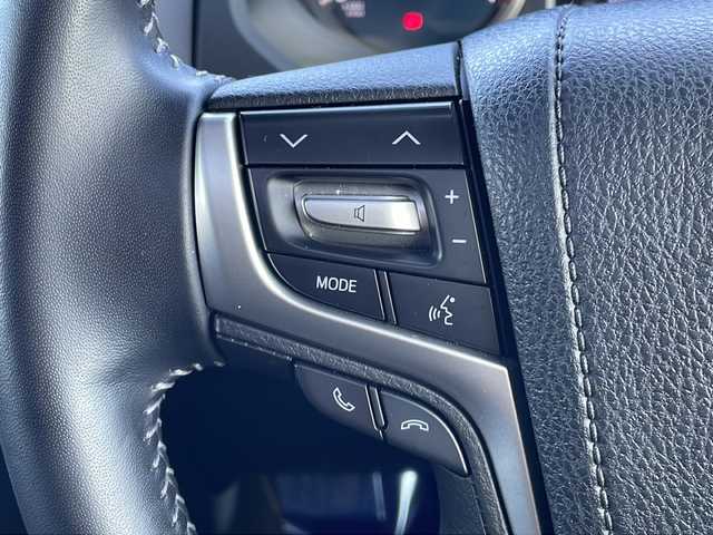 トヨタ ランドクルーザー プラド TX Lパッケージ マットブラED 山口県 2023(令5)年 2.6万km ブラック サンルーフ/7人乗り/パノラミックビューモニター/純正ディスプレイオーディオ/・Bluetooth接続/・AM/FM/・Miracast/・ナビキッド/ビルトインETC/ドライブレコーダー/Toyota Safety Sense/・プリクラッシュセーフティ/・レーンディパーチャーアラート/・ロードサインアシスト/・レーダークルーズコントロール/・先行車発進お知らせ機能/・クリアランスソナー/・ブラインドスポットモニター/・パーキングサポートブレーキ/レザーシート/パワーシートD席/N席/シートヒーター/エアシート/スマートキー/プッシュスタート/純正フロアマット/USB入力端子/ルーフレール/純正LEDライト/純正18インチアルミホイール/ウィンカーミラー/ドアバイザー