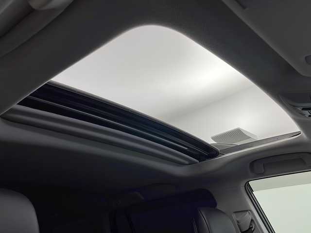 トヨタ ランドクルーザー プラド TX Lパッケージ マットブラED 大阪府 2023(令5)年 2.6万km ブラック 純正ディスプレイオーディオ/【ナビ/BT/USB】/パノラミックビューモニター/サンルーフ/ETC2.0/ブラインドスポットモニター/プリクラッシュセーフティ/レーダークルーズコントロール/コーナーセンサー前後/先行車発進アラーム/レーンキープアシスト/オートライト/電動格納三列目シート/シートヒーター/シートベンチレーション/パワーシート　D+N席/純正18インチAW/純正フロアマット