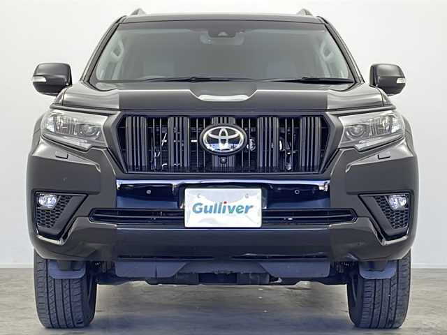 トヨタ ランドクルーザー プラド TX Lパッケージ マットブラED 大阪府 2023(令5)年 2.6万km ブラック 純正ディスプレイオーディオ/【ナビ/BT/USB】/パノラミックビューモニター/サンルーフ/ETC2.0/ブラインドスポットモニター/プリクラッシュセーフティ/レーダークルーズコントロール/コーナーセンサー前後/先行車発進アラーム/レーンキープアシスト/オートライト/電動格納三列目シート/シートヒーター/シートベンチレーション/パワーシート　D+N席/純正18インチAW/純正フロアマット