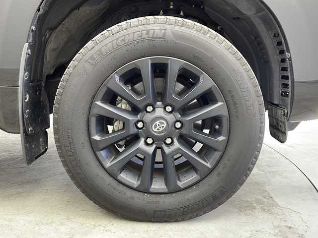 トヨタ ランドクルーザー プラド TX Lパッケージ マットブラED 大阪府 2023(令5)年 2.6万km ブラック 純正ディスプレイオーディオ/【ナビ/BT/USB】/パノラミックビューモニター/サンルーフ/ETC2.0/ブラインドスポットモニター/プリクラッシュセーフティ/レーダークルーズコントロール/コーナーセンサー前後/先行車発進アラーム/レーンキープアシスト/オートライト/電動格納三列目シート/シートヒーター/シートベンチレーション/パワーシート　D+N席/純正18インチAW/純正フロアマット