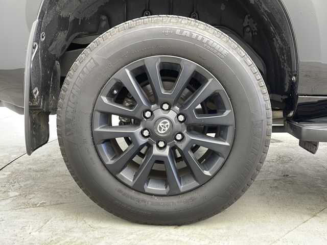 トヨタ ランドクルーザー プラド TX Lパッケージ マットブラED 大阪府 2023(令5)年 2.6万km ブラック 純正ディスプレイオーディオ/【ナビ/BT/USB】/パノラミックビューモニター/サンルーフ/ETC2.0/ブラインドスポットモニター/プリクラッシュセーフティ/レーダークルーズコントロール/コーナーセンサー前後/先行車発進アラーム/レーンキープアシスト/オートライト/電動格納三列目シート/シートヒーター/シートベンチレーション/パワーシート　D+N席/純正18インチAW/純正フロアマット